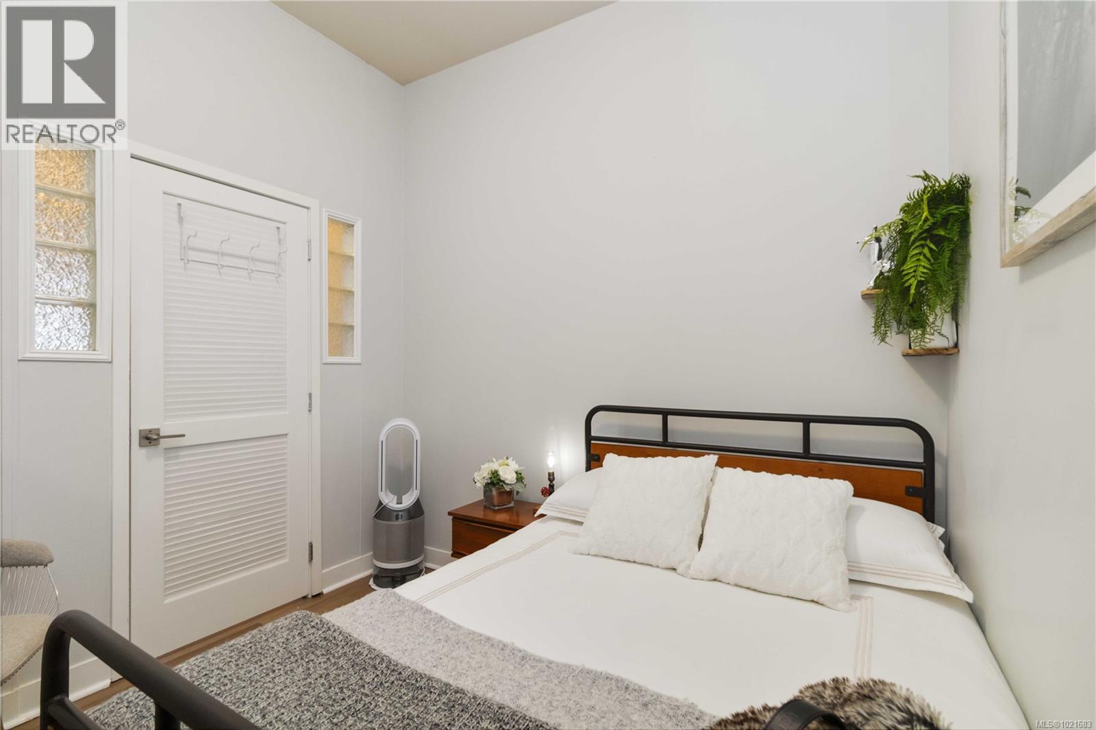 420 1395 Bear Mountain Pkwy, Langford, BC - Indoor Photo Showing Other Room