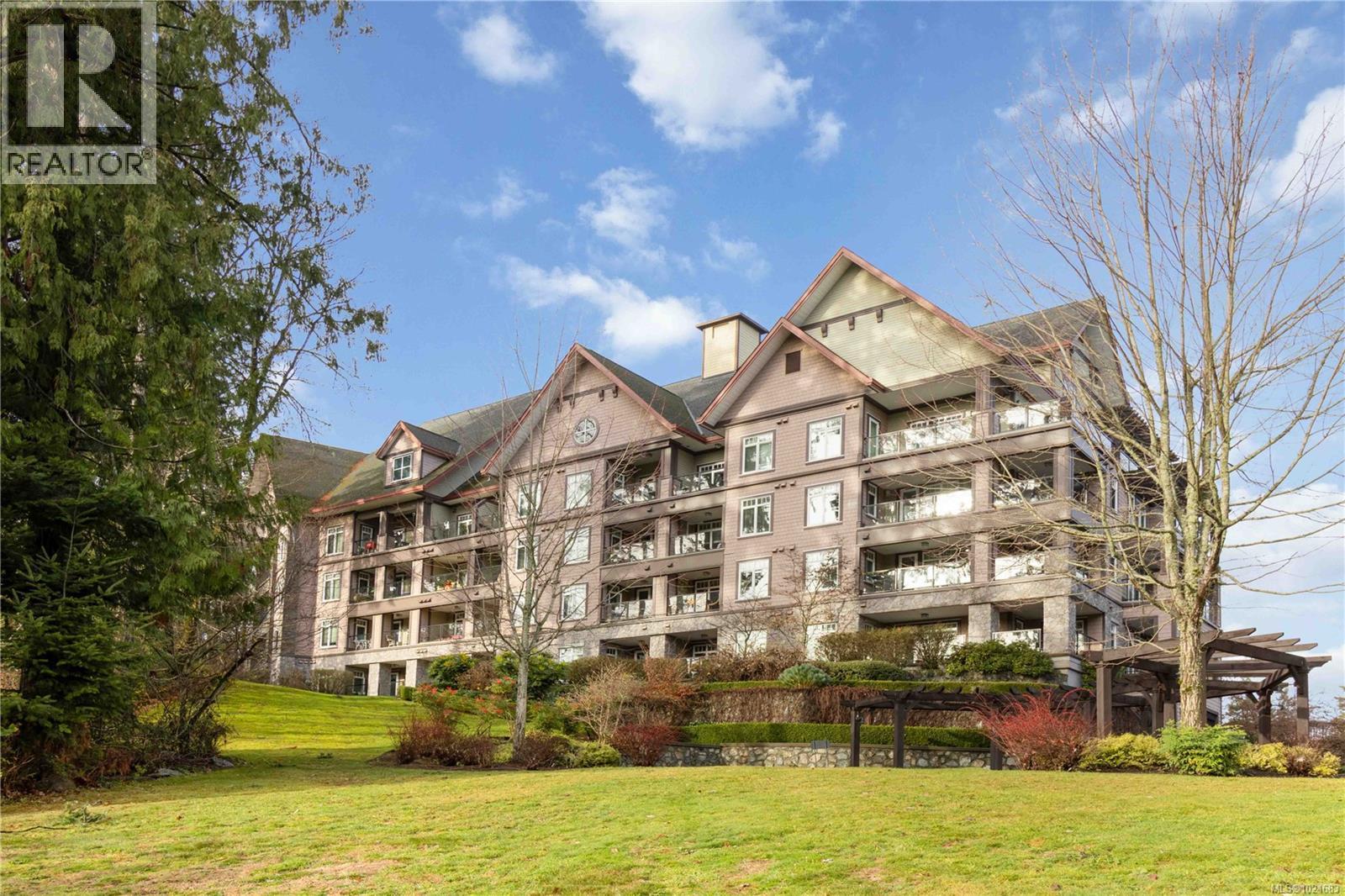 420 1395 Bear Mountain Pkwy, Langford, BC - Indoor Photo Showing Other Room