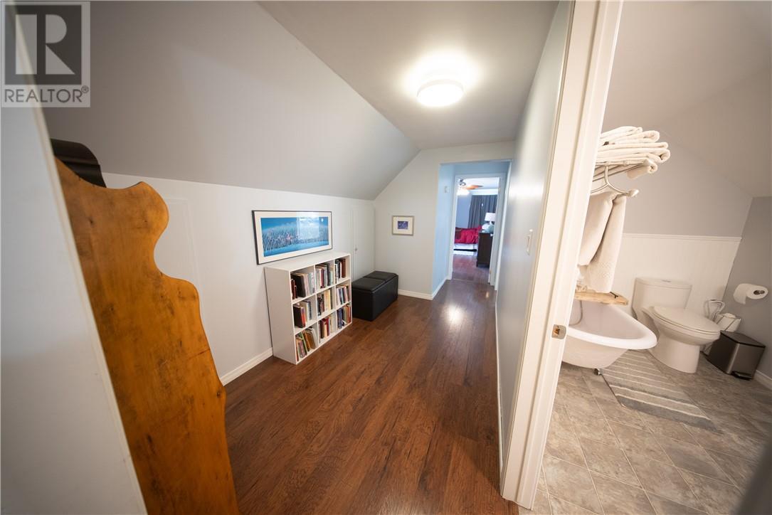 54 Jean Street, Alban, ON - Indoor Photo Showing Other Room
