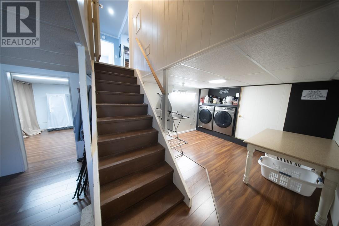 54 Jean Street, Alban, ON - Indoor Photo Showing Other Room