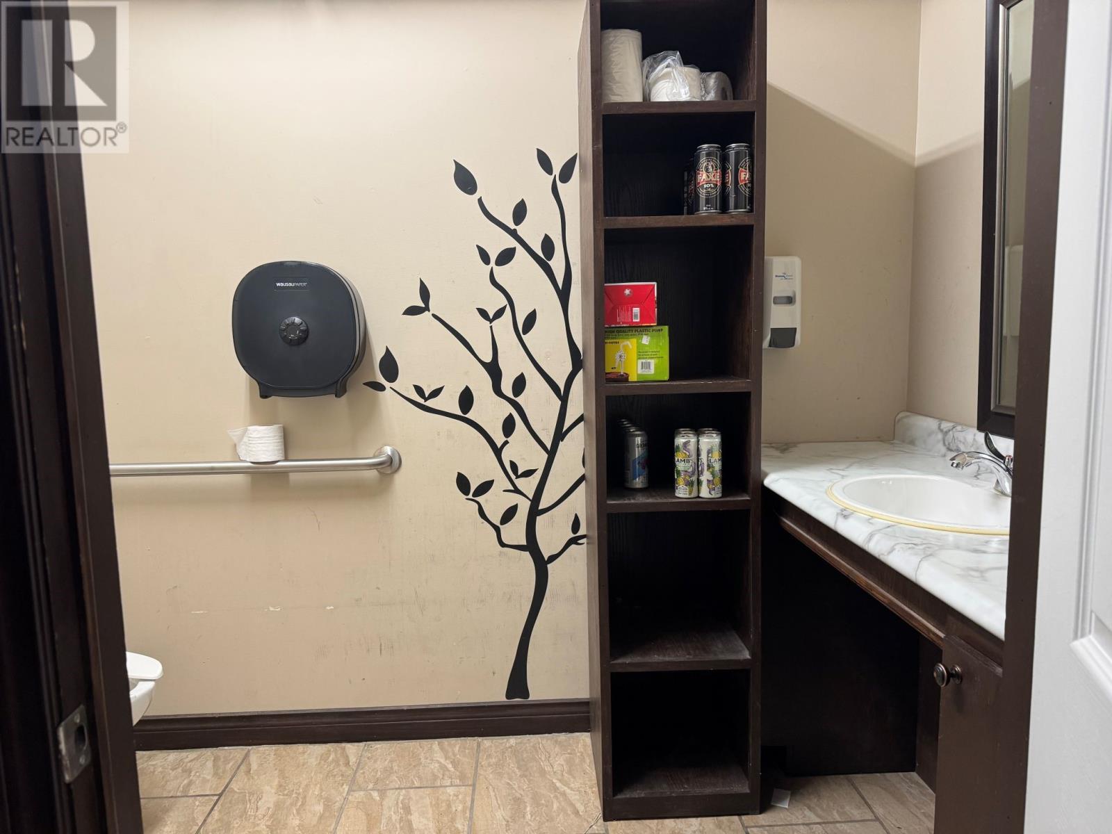 7 Crowell Avenue, Glenwood, NL