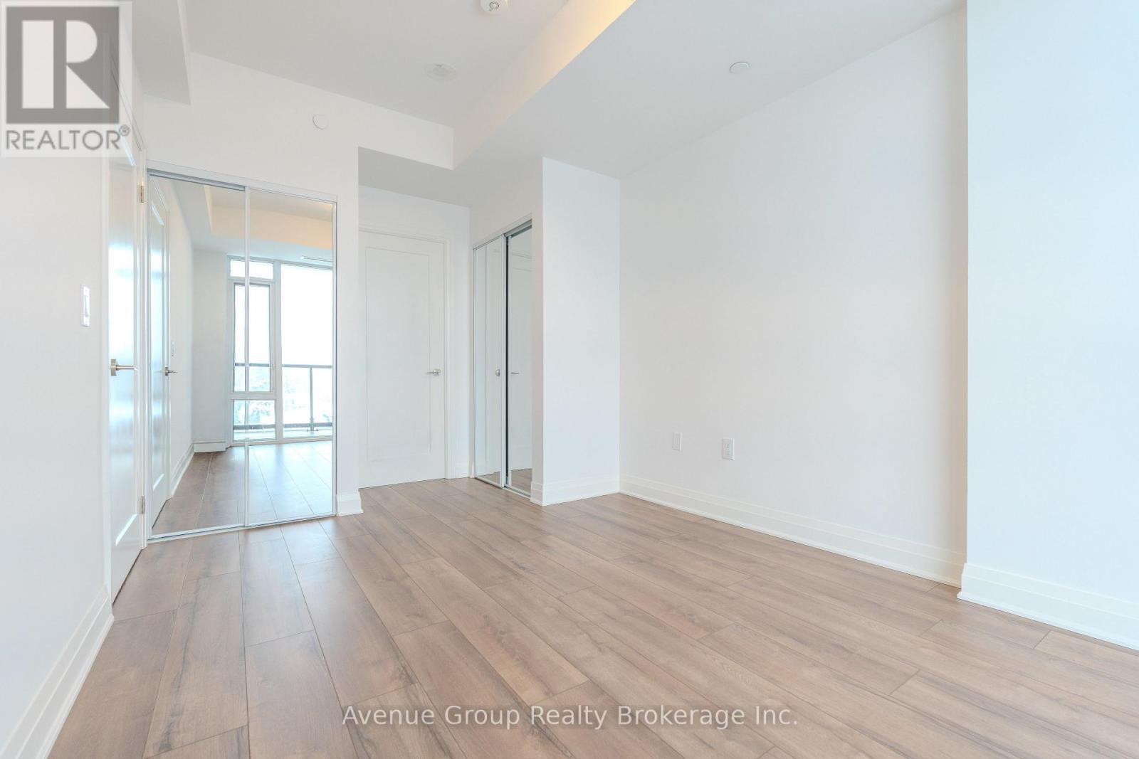 410 - 700 Sheppard Avenue W, Toronto, ON - Indoor Photo Showing Other Room