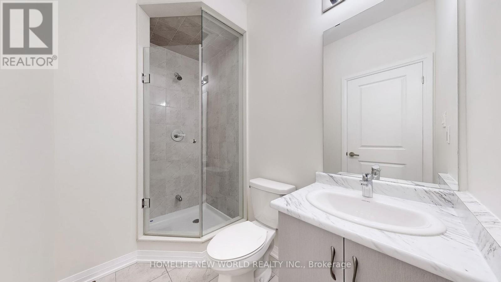 1697 Bur Oak Avenue, Markham, ON - Indoor Photo Showing Bathroom