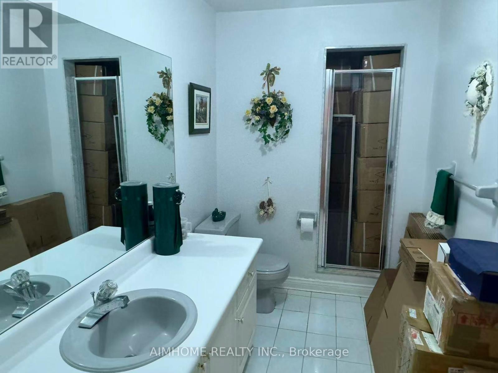 92 Springbrook Drive, Richmond Hill, ON - Indoor Photo Showing Bathroom