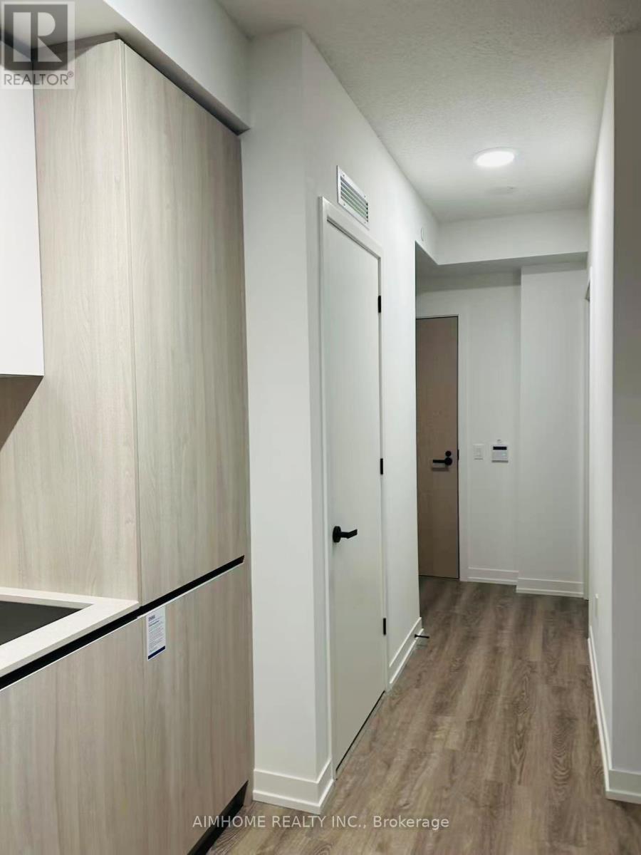 2906 - 8 Interchange Way, Vaughan, ON - Indoor Photo Showing Other Room