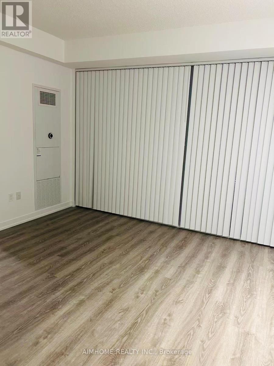 2906 - 8 Interchange Way, Vaughan, ON - Indoor Photo Showing Other Room