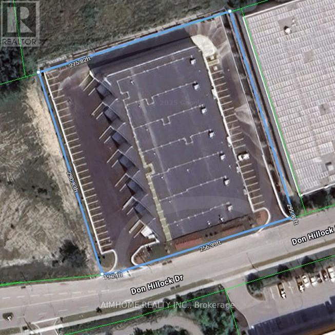 2 - 32 Don Hillock Drive, Aurora, ON