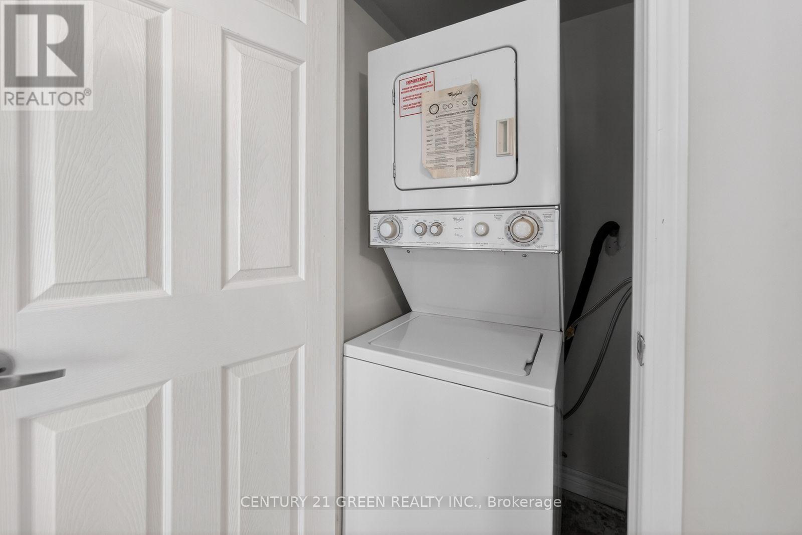 2909 - 208 Enfield Place, Mississauga, ON - Indoor Photo Showing Laundry Room