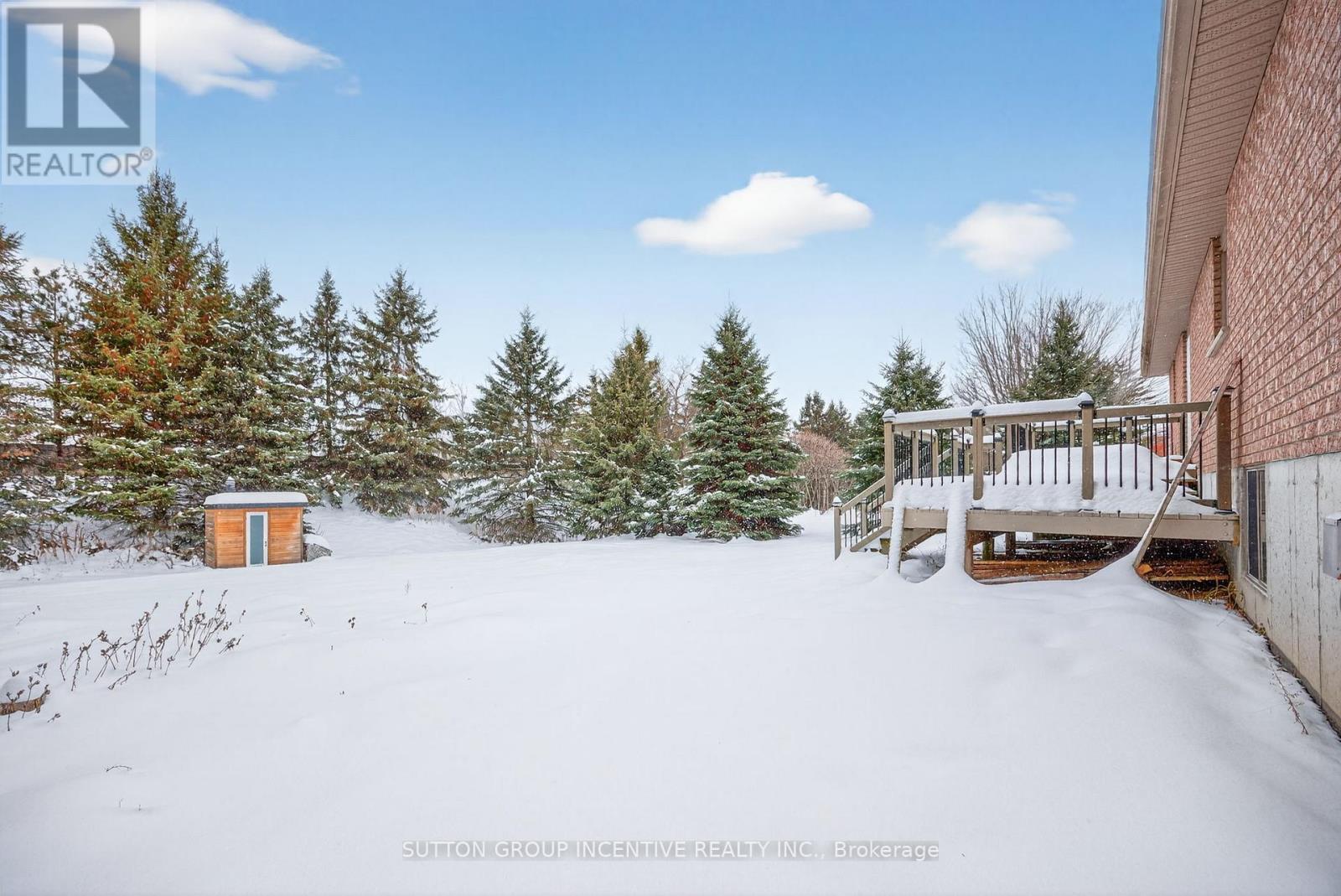 36 Nicholson Crescent, Springwater, ON - Outdoor