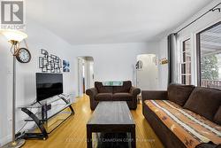 Classic style and carpet free -