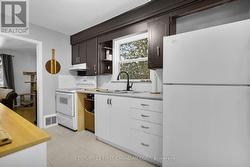 Bright, updated kitchen -