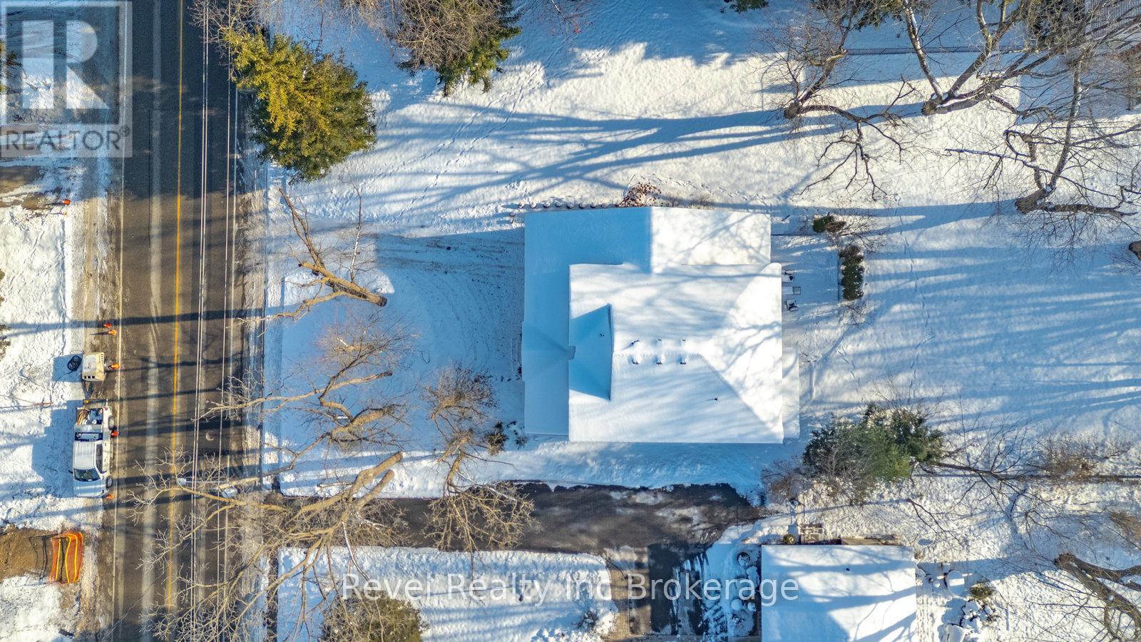 624 Devonshire Avenue, Woodstock (Woodstock - North), ON - Outdoor With Body Of Water With View