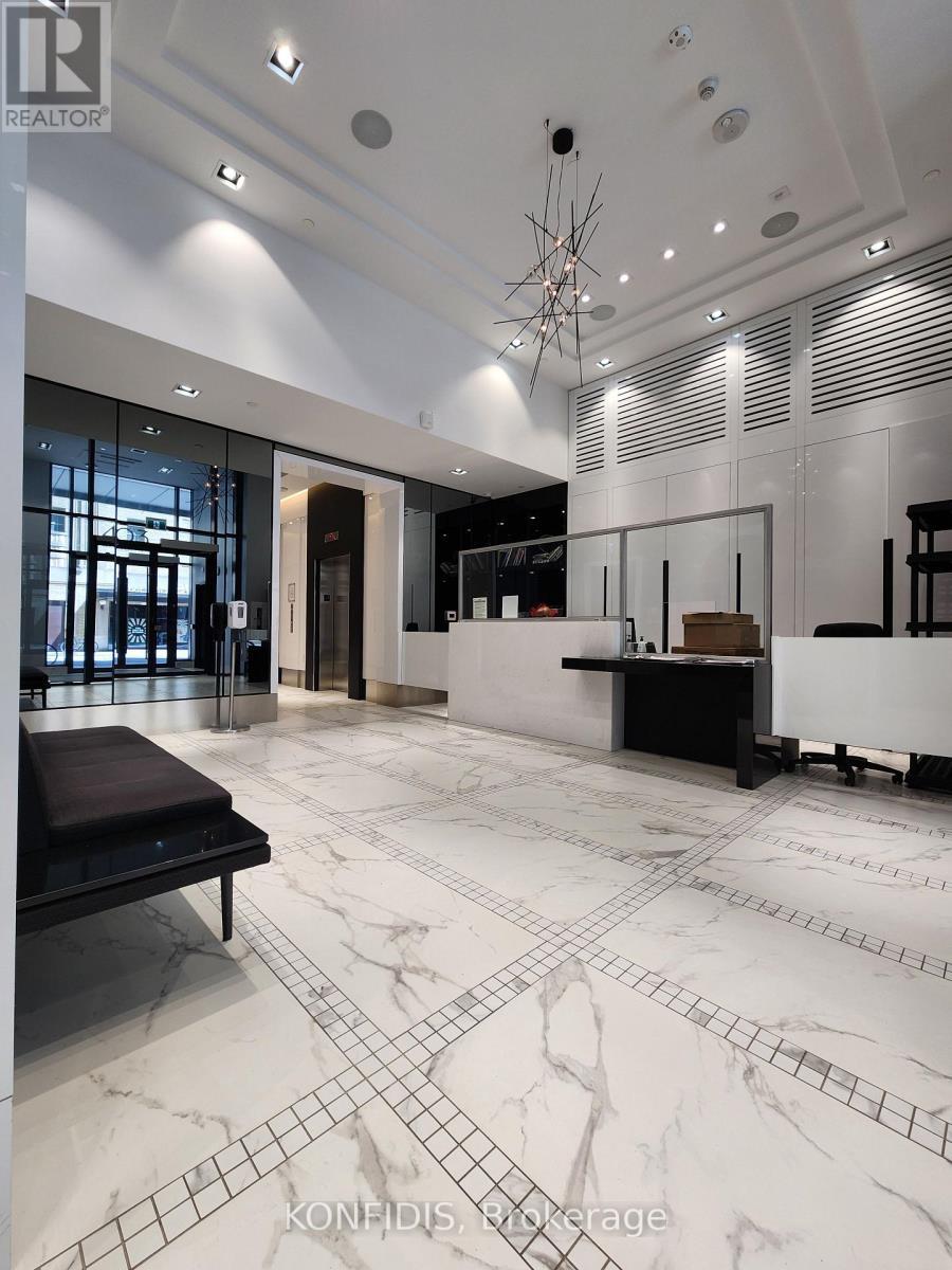 3204 - 403 Church Street, Toronto, ON - Indoor Photo Showing Other Room