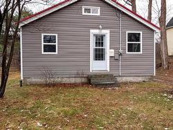 165 St. Phillips Street Bridgewater, NS B4V 1W6