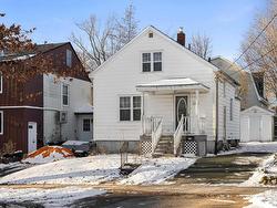 5915 Hillside Drive Halifax Peninsula, NS B3K 2S6