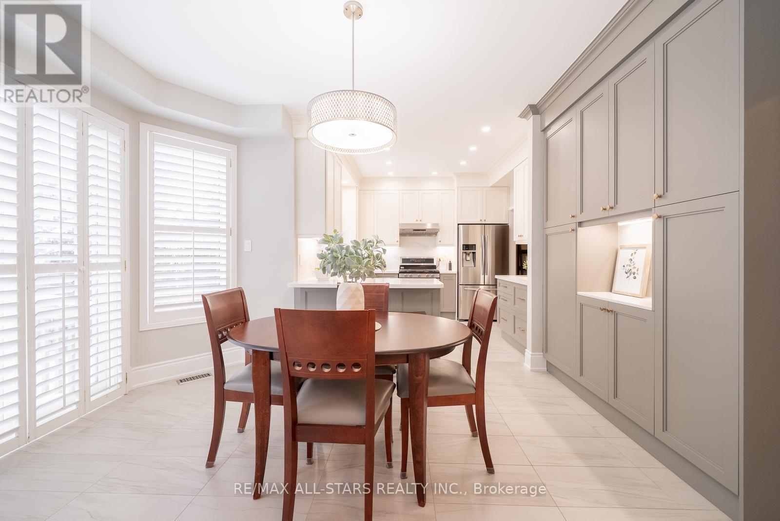 176 Manhattan Drive, Markham, ON - Indoor Photo Showing Dining Room
