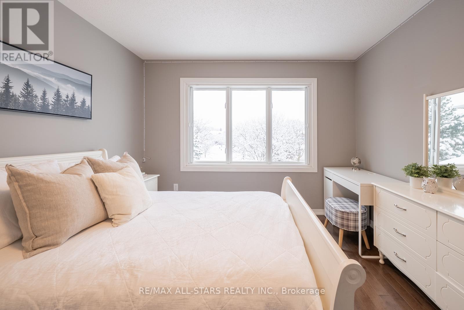 176 Manhattan Drive, Markham, ON - Indoor Photo Showing Bedroom