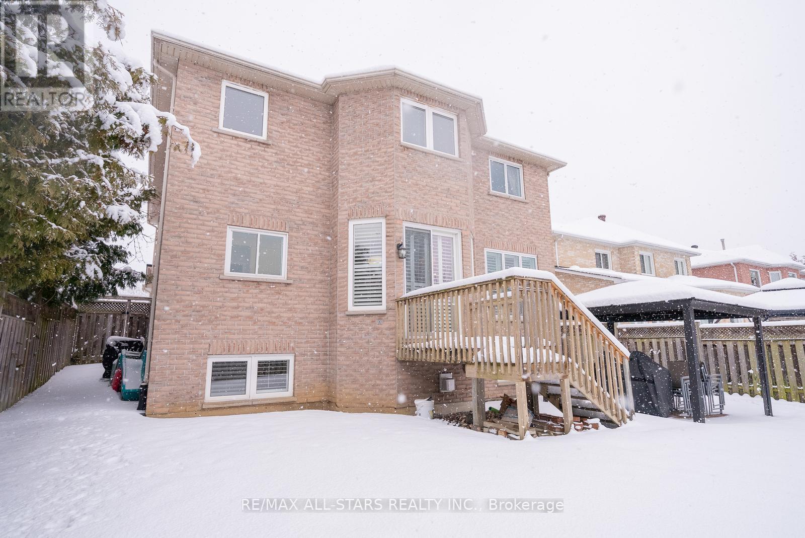 176 Manhattan Drive, Markham, ON - With Exterior