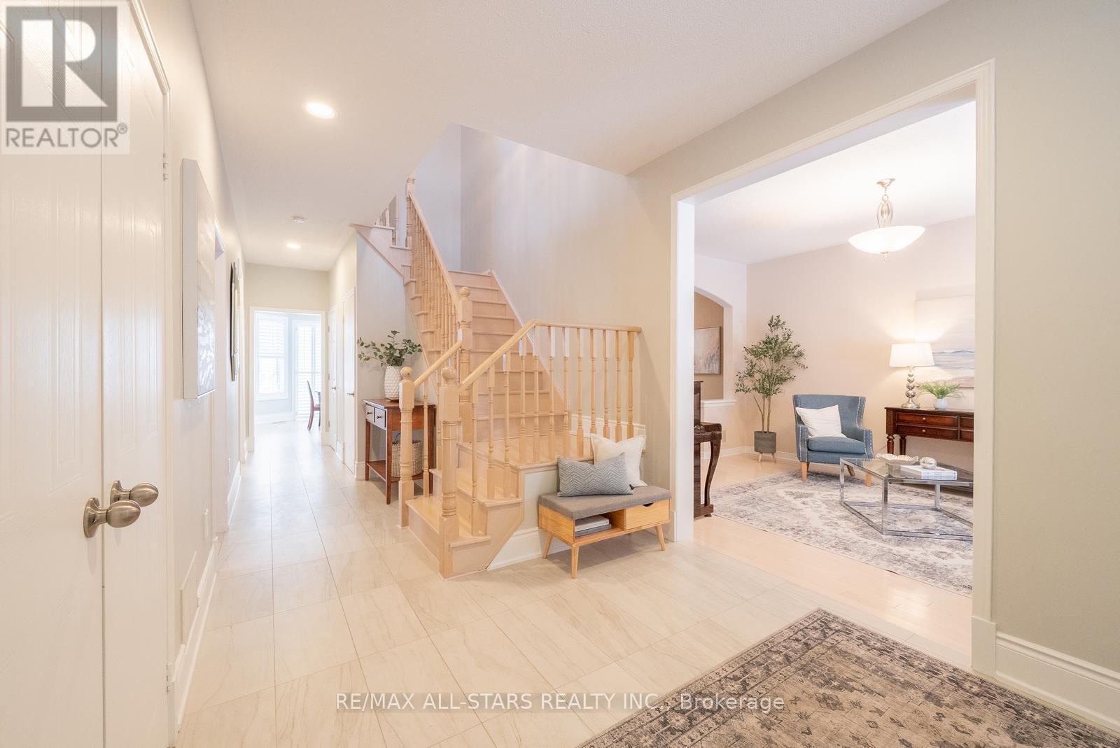 176 Manhattan Drive, Markham, ON - Indoor Photo Showing Other Room