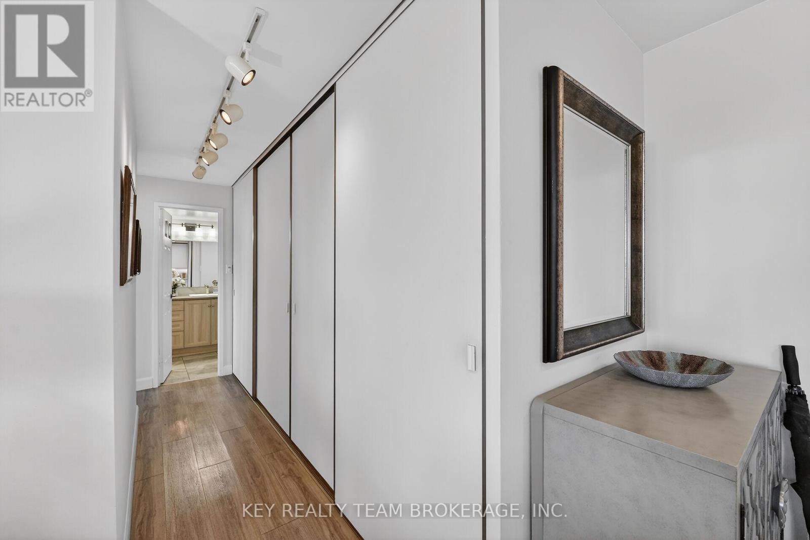 1107 - 15 Towering Heights Boulevard, St. Catharines (Glendale/Glenridge), ON - Indoor Photo Showing Other Room