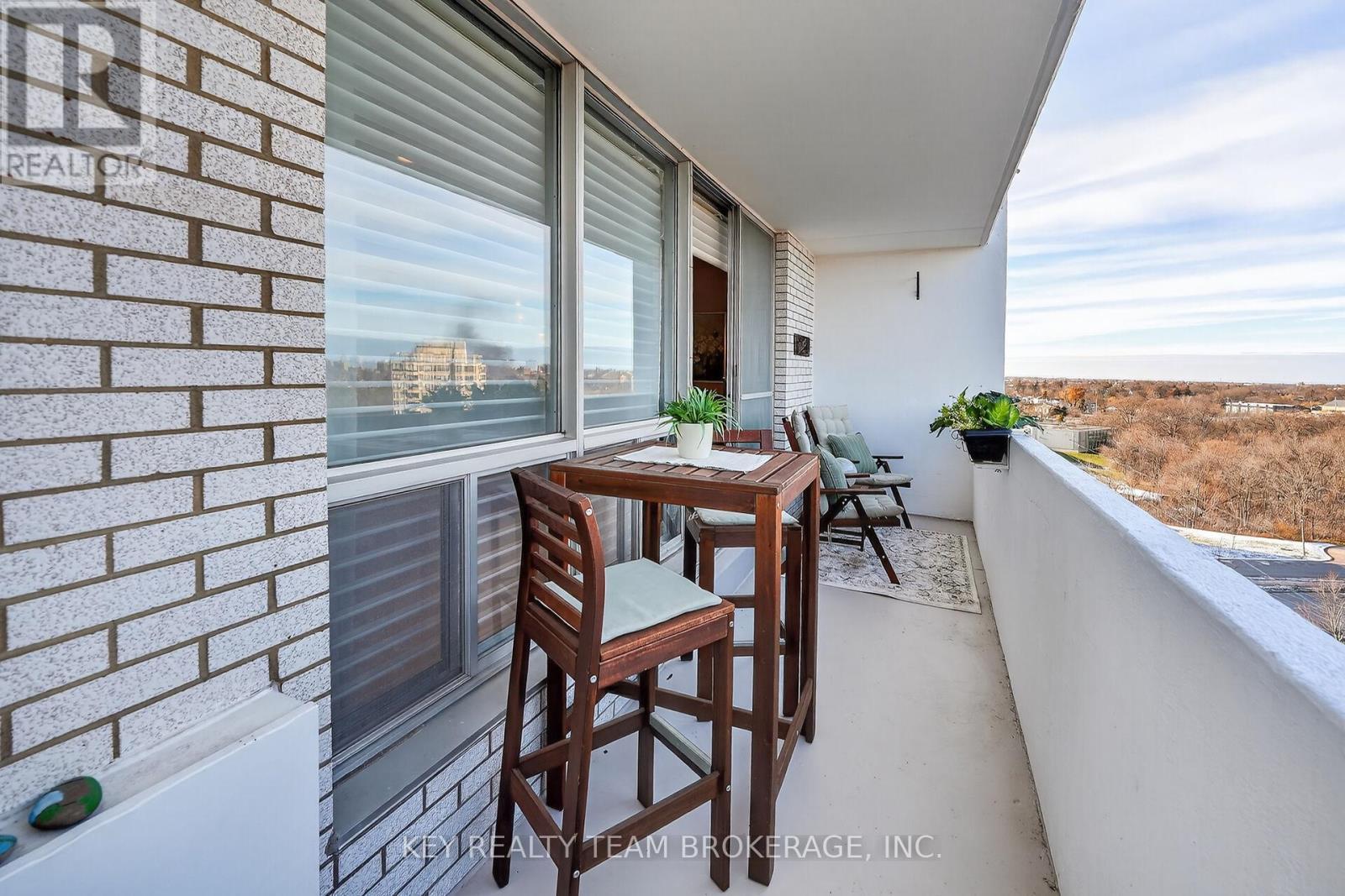 1107 - 15 Towering Heights Boulevard, St. Catharines (Glendale/Glenridge), ON - Outdoor With Balcony With Exterior