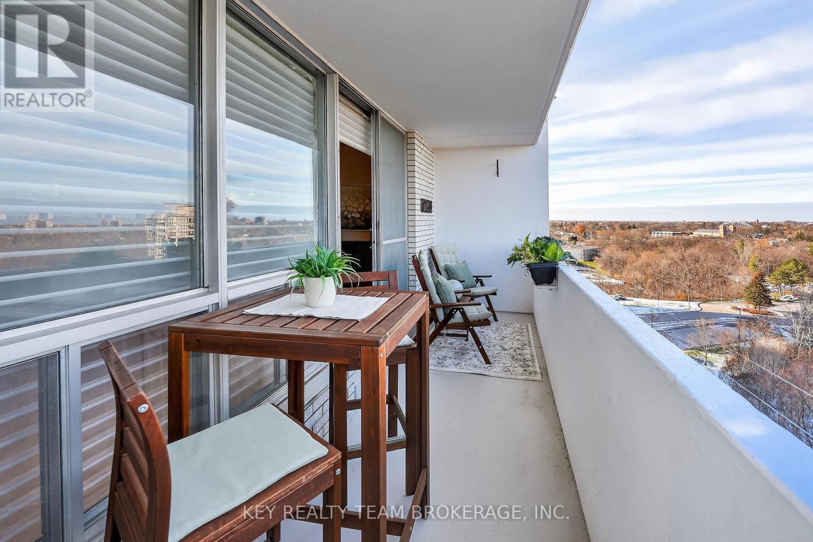 1107 - 15 Towering Heights Boulevard, St. Catharines (Glendale/Glenridge), ON - Outdoor