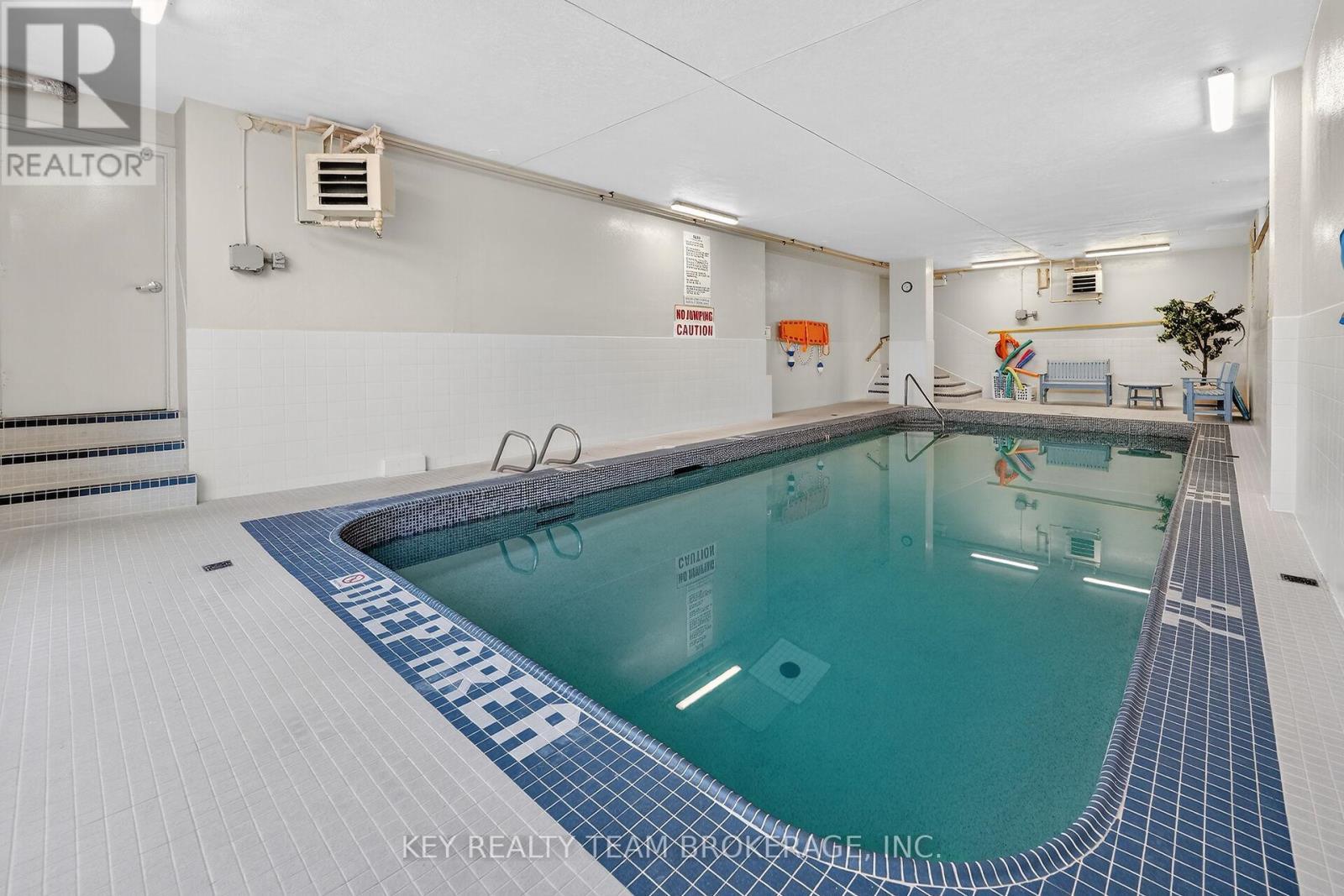 1107 - 15 Towering Heights Boulevard, St. Catharines (Glendale/Glenridge), ON - Indoor Photo Showing Other Room With In Ground Pool