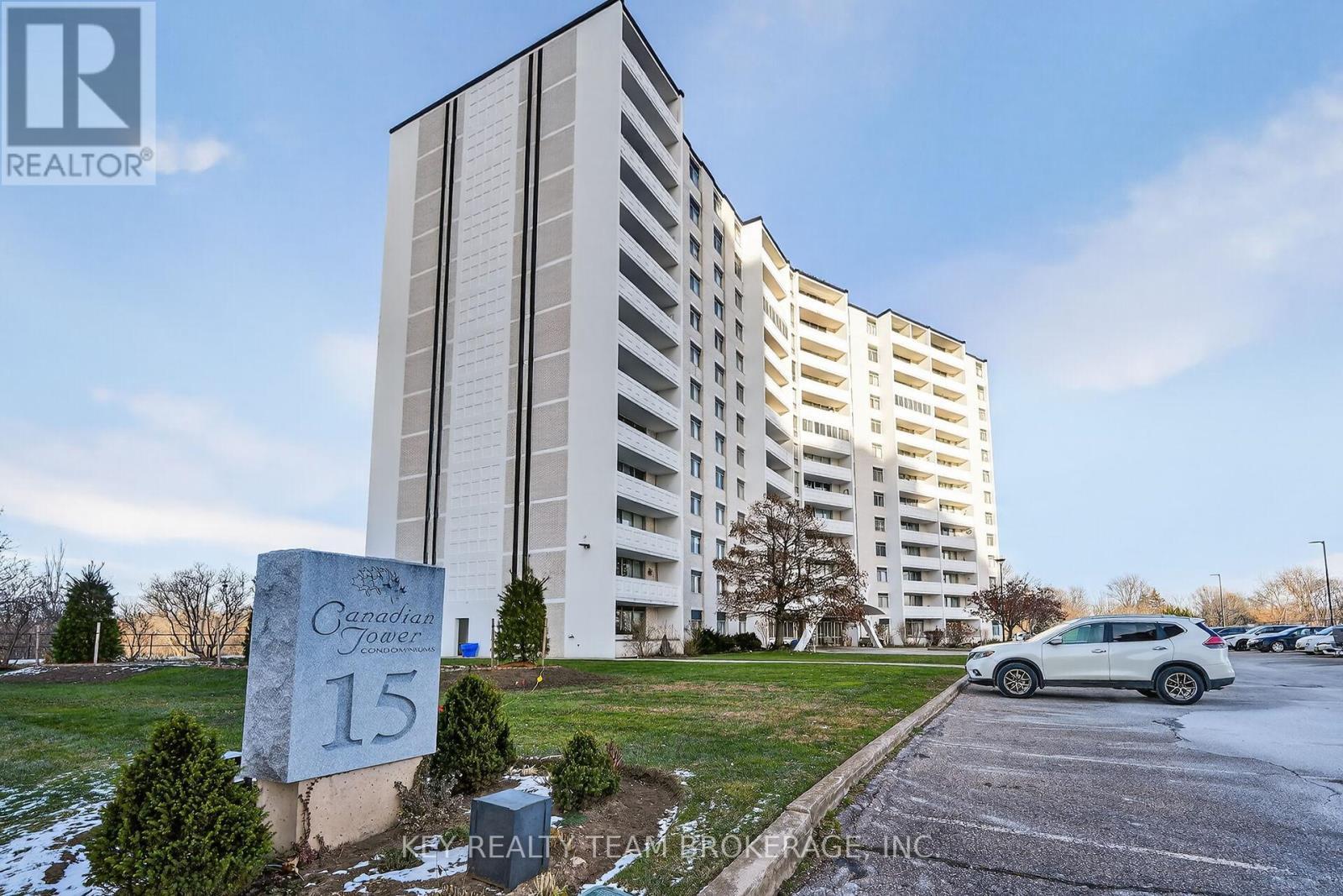 1107 - 15 Towering Heights Boulevard, St. Catharines (Glendale/Glenridge), ON - Outdoor With Balcony With Facade