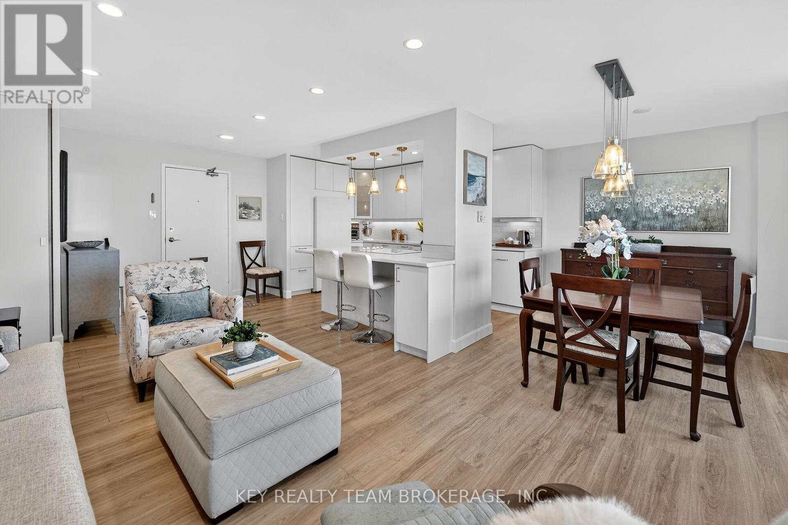 1107 - 15 Towering Heights Boulevard, St. Catharines (Glendale/Glenridge), ON - Indoor