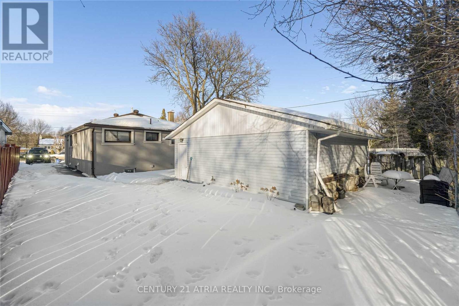 Lower - 107 Murray Drive, Aurora, ON - Outdoor