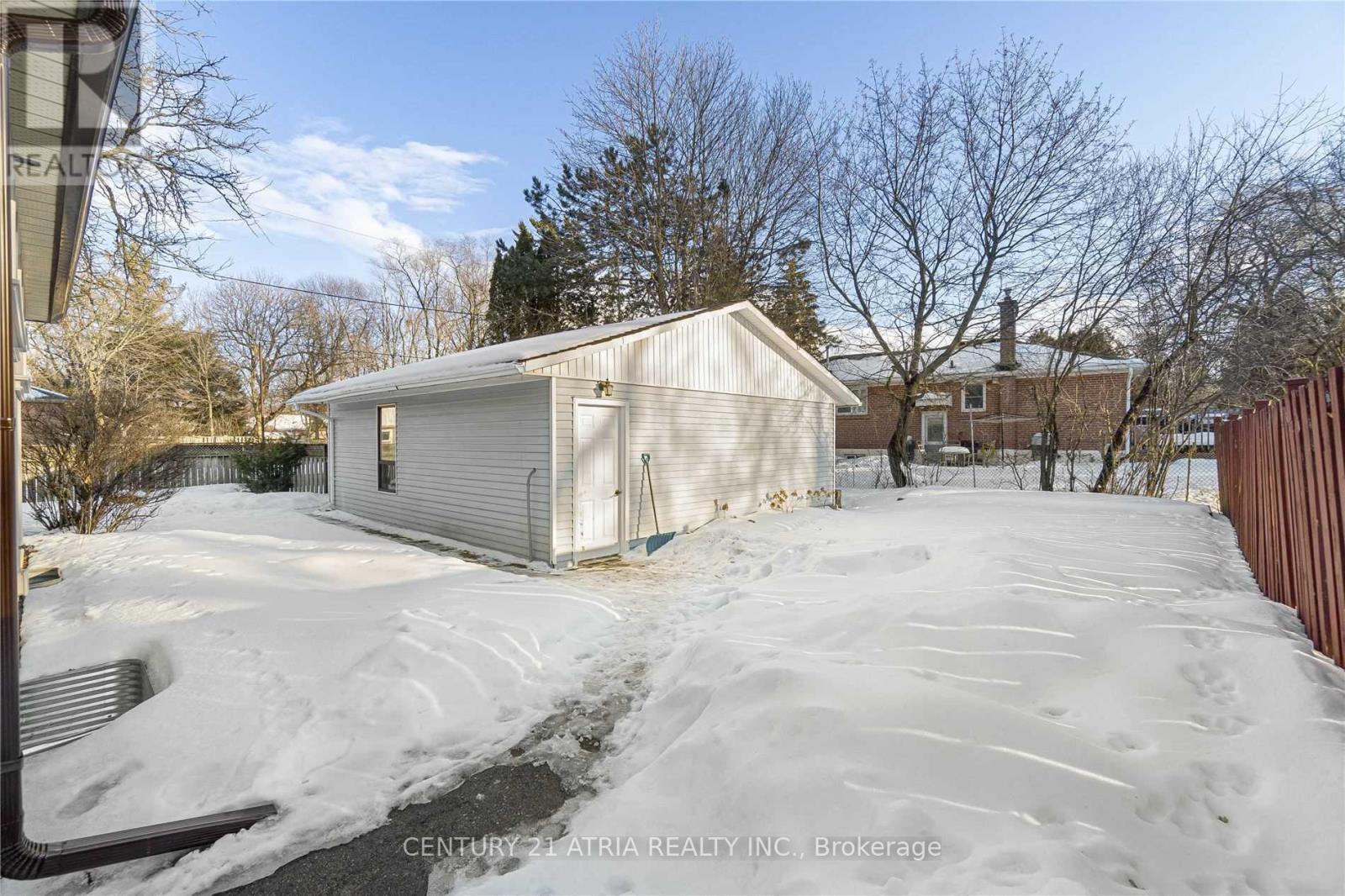 Lower - 107 Murray Drive, Aurora, ON - Outdoor