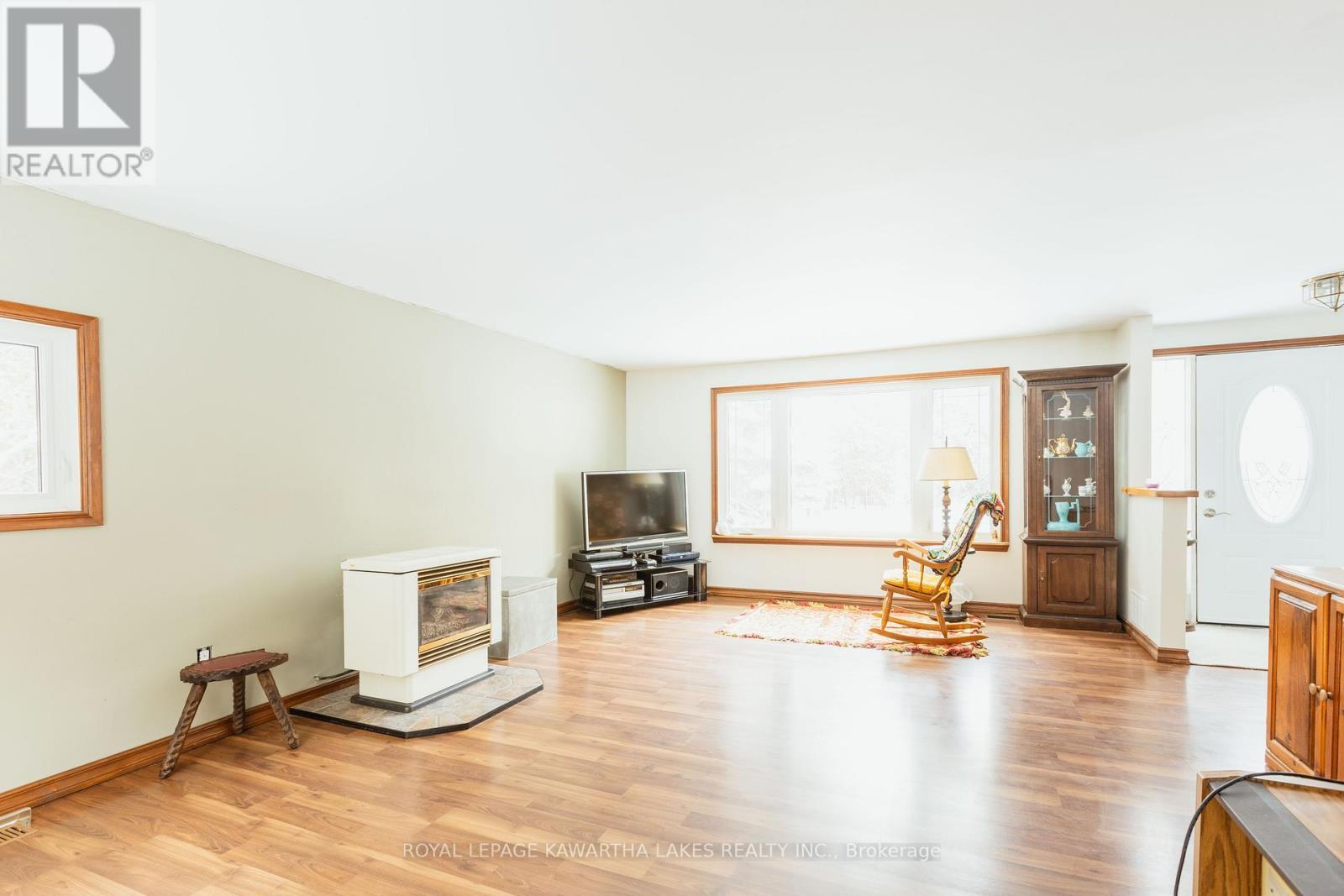 38 Fell Station Drive, Kawartha Lakes (Fenelon Falls), ON - Indoor Photo Showing Other Room