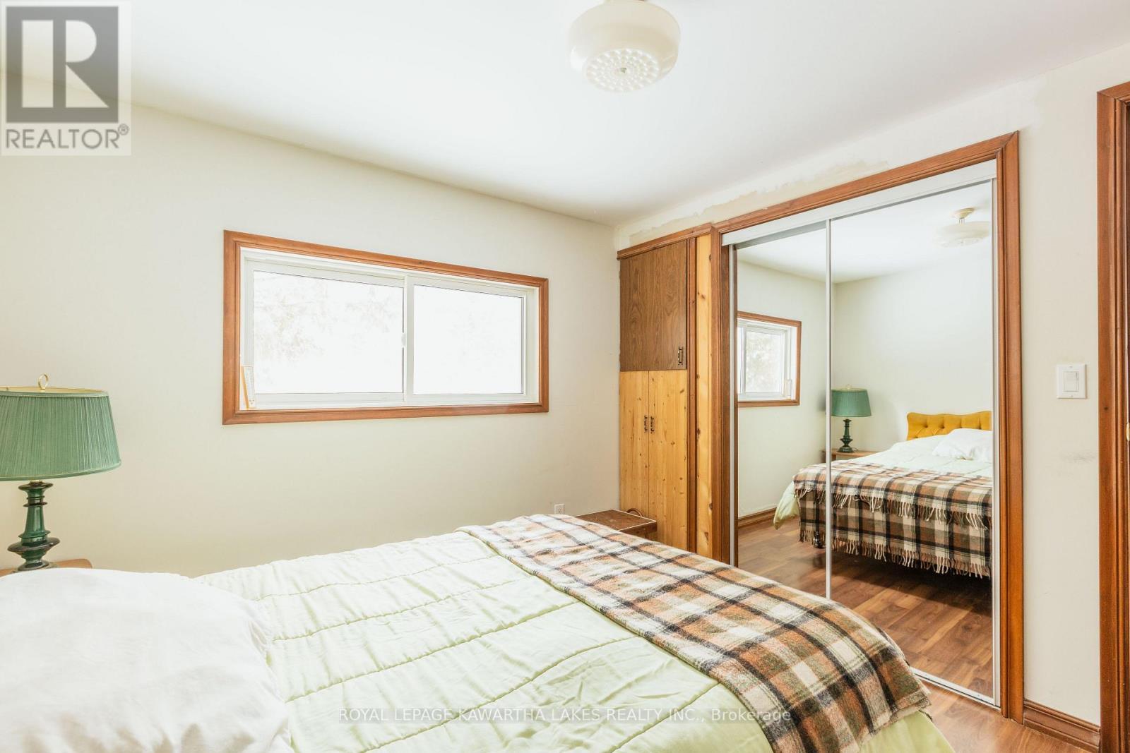 38 Fell Station Drive, Kawartha Lakes (Fenelon Falls), ON - Indoor Photo Showing Bedroom