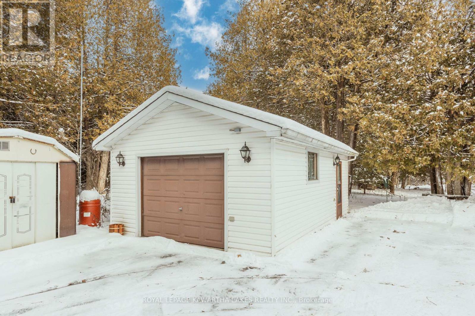 38 Fell Station Drive, Kawartha Lakes (Fenelon Falls), ON - Outdoor With Exterior