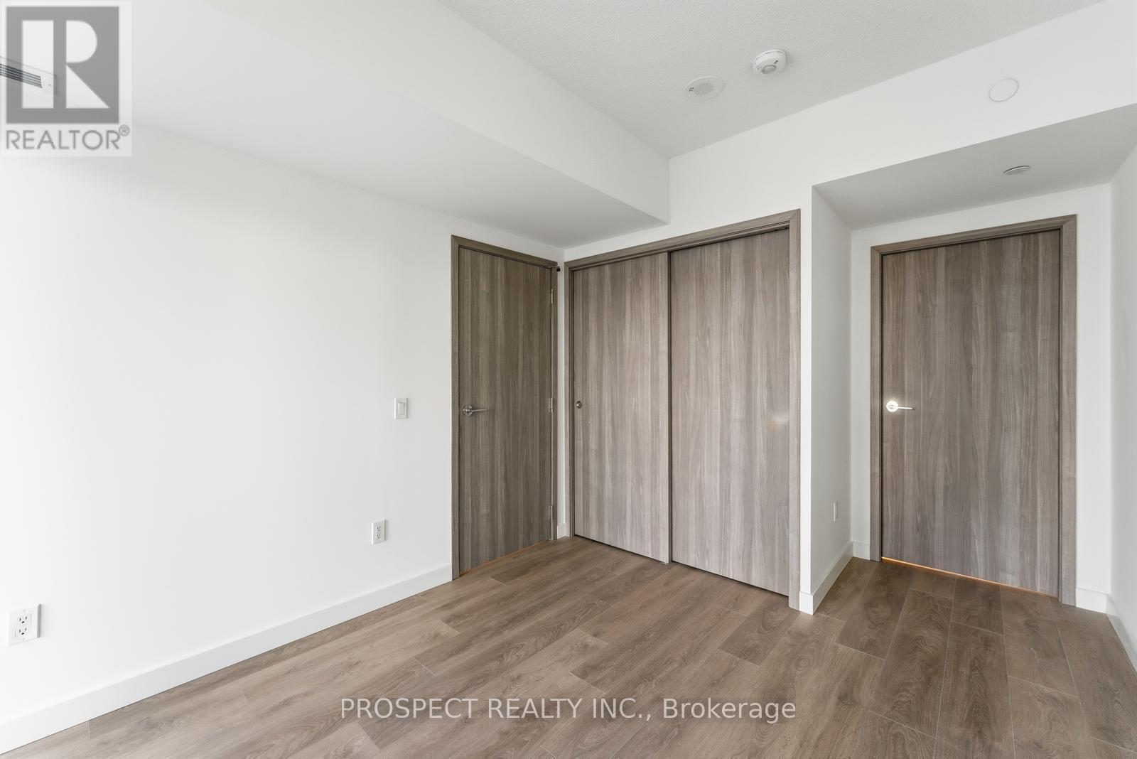 933 - 3 Concord Cityplace Way, Toronto, ON - Indoor Photo Showing Other Room