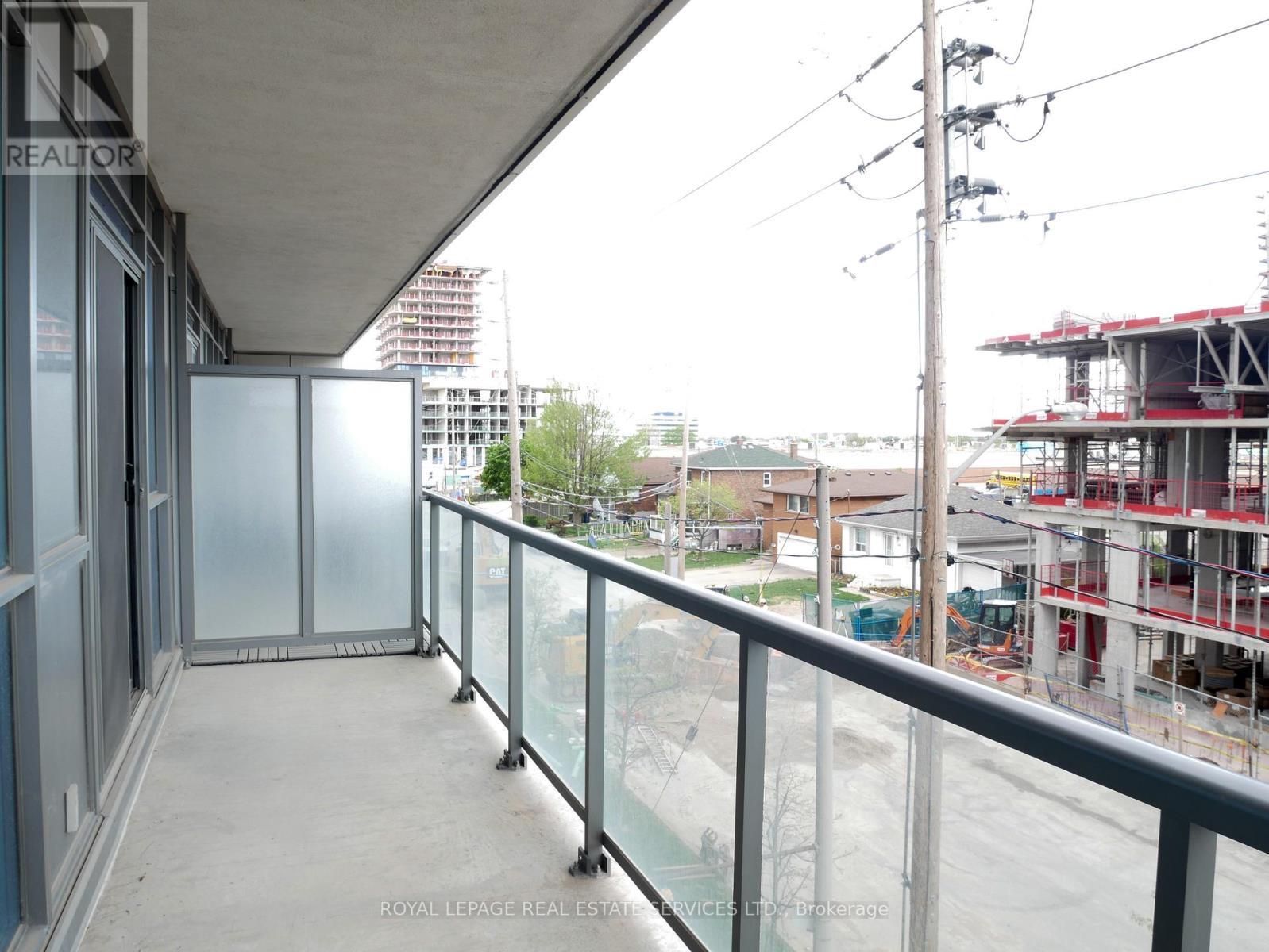 307 - 1185 The Queensway Avenue, Toronto, ON - Outdoor With Exterior
