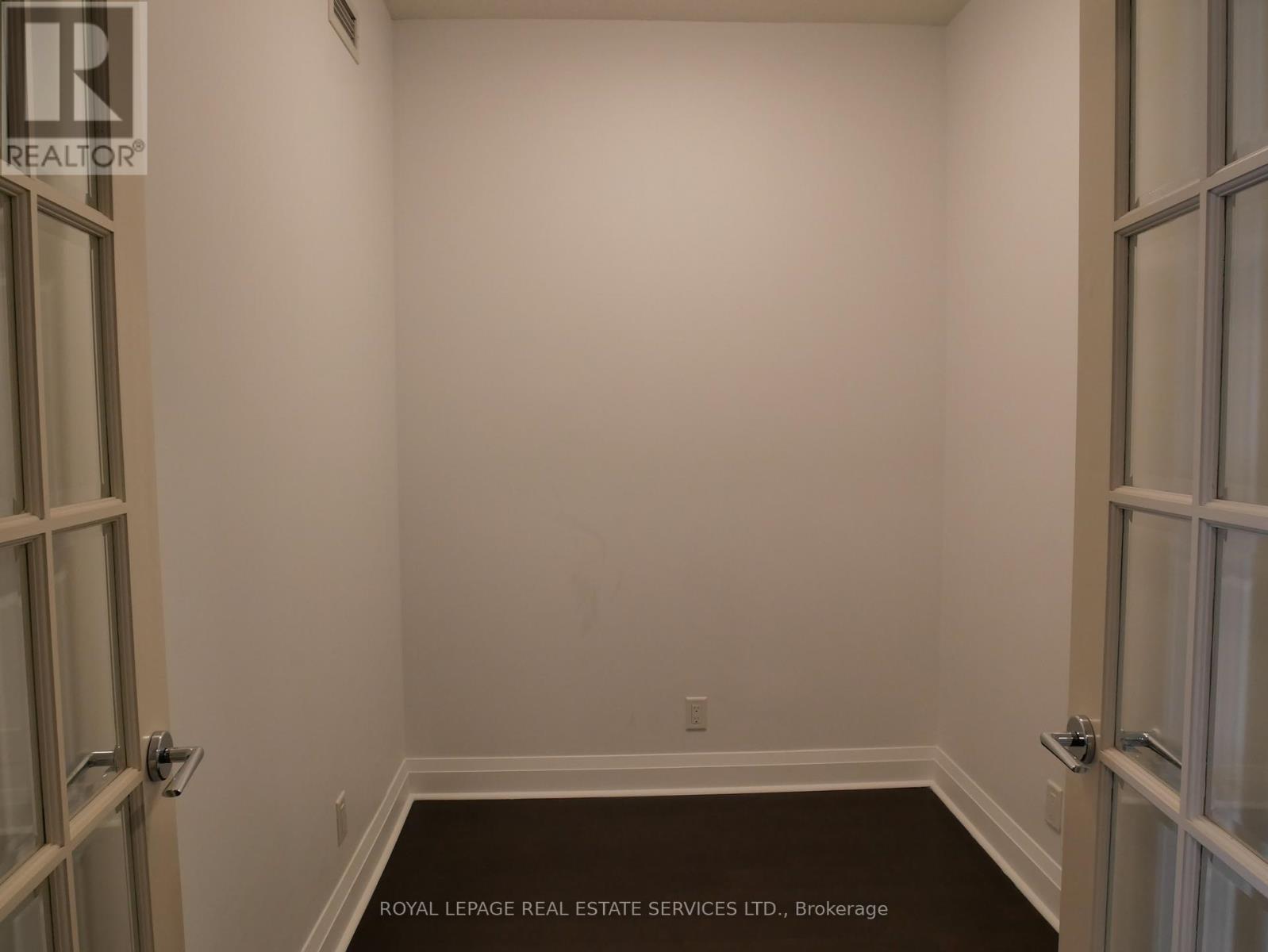 307 - 1185 The Queensway Avenue, Toronto, ON - Indoor Photo Showing Other Room