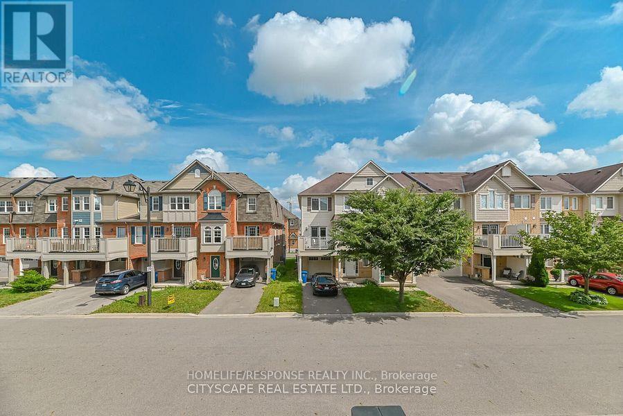 553 Pharo Point, Milton, ON - Outdoor With Facade