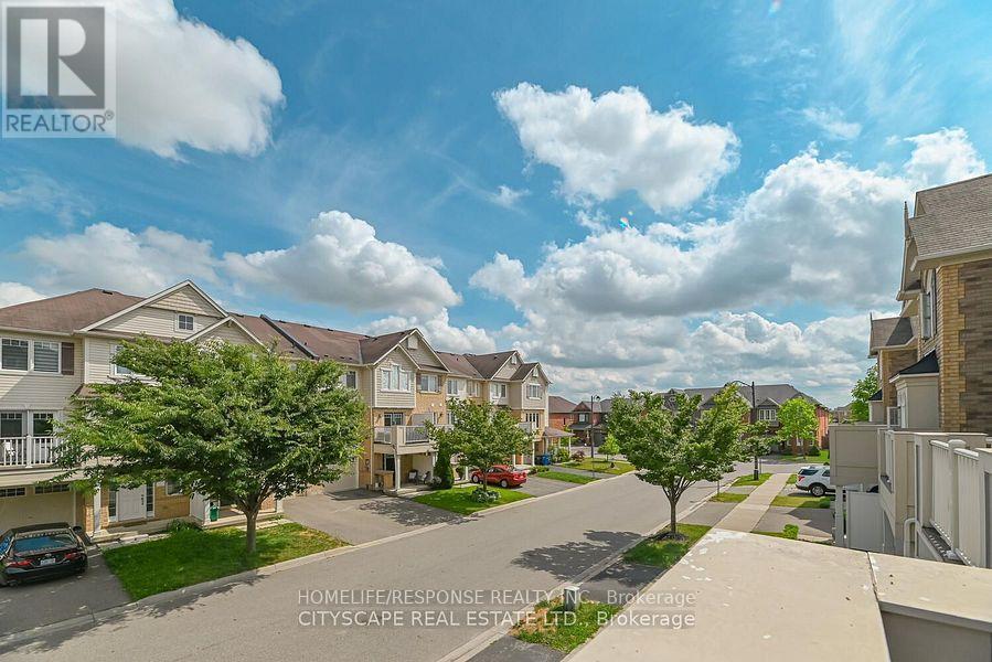 553 Pharo Point, Milton, ON - Outdoor With Facade