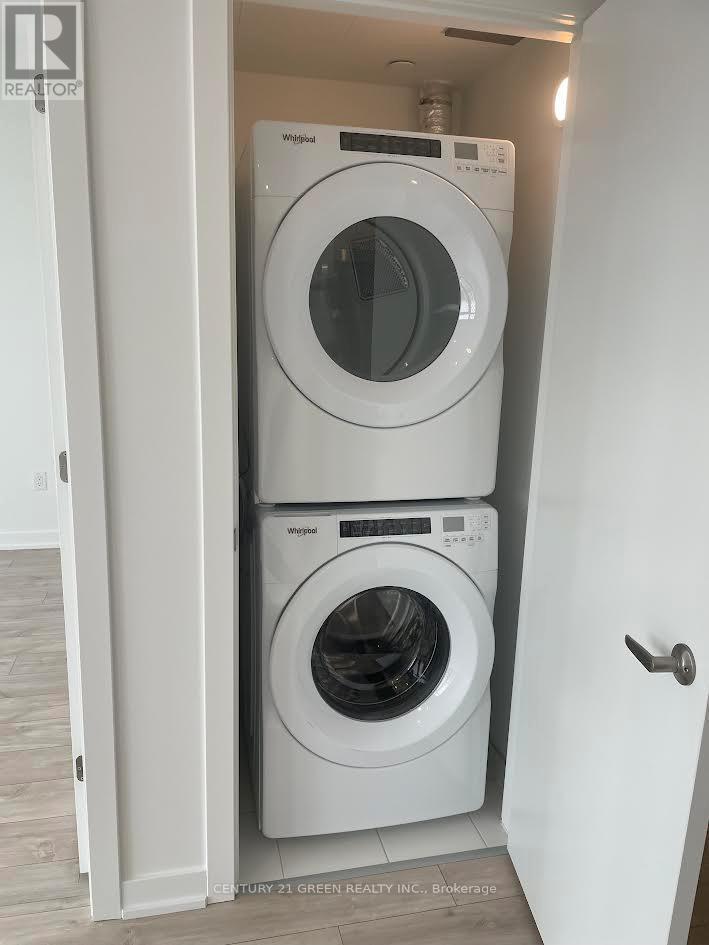 D810 - 720 Whitlock Avenue, Milton, ON - Indoor Photo Showing Laundry Room