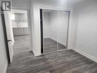 8 Benhurst Crescent, Brampton, ON - Indoor Photo Showing Other Room