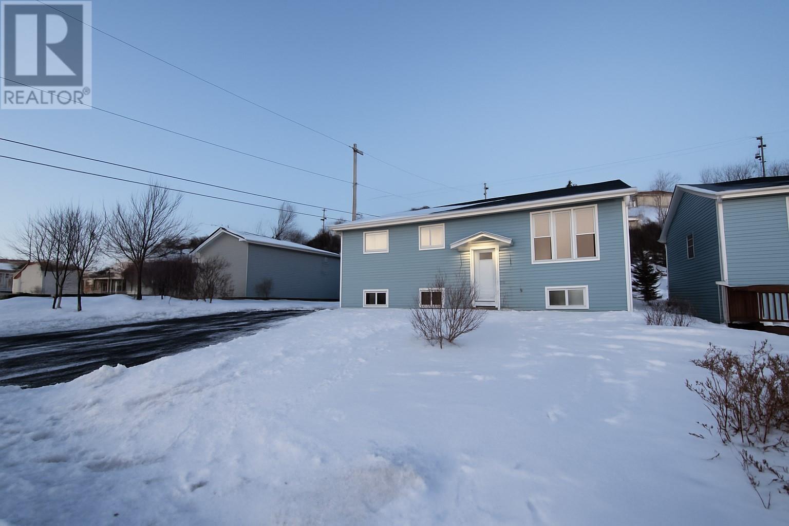 15 Hemmer Jane Drive, Mount Pearl, NL - Outdoor