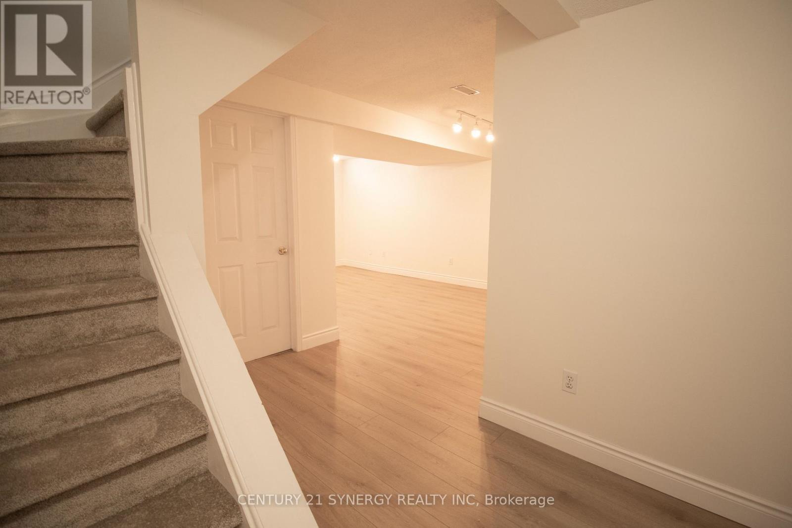 73 Longshire Circle, Ottawa, ON - Indoor Photo Showing Other Room