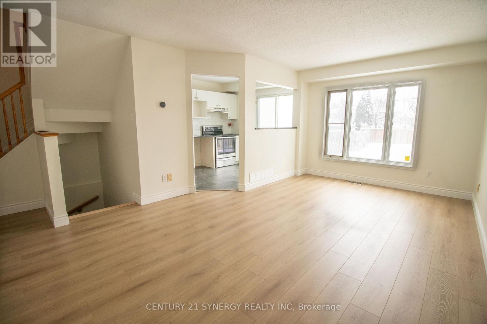 73 Longshire Circle, Ottawa, ON - Indoor Photo Showing Other Room