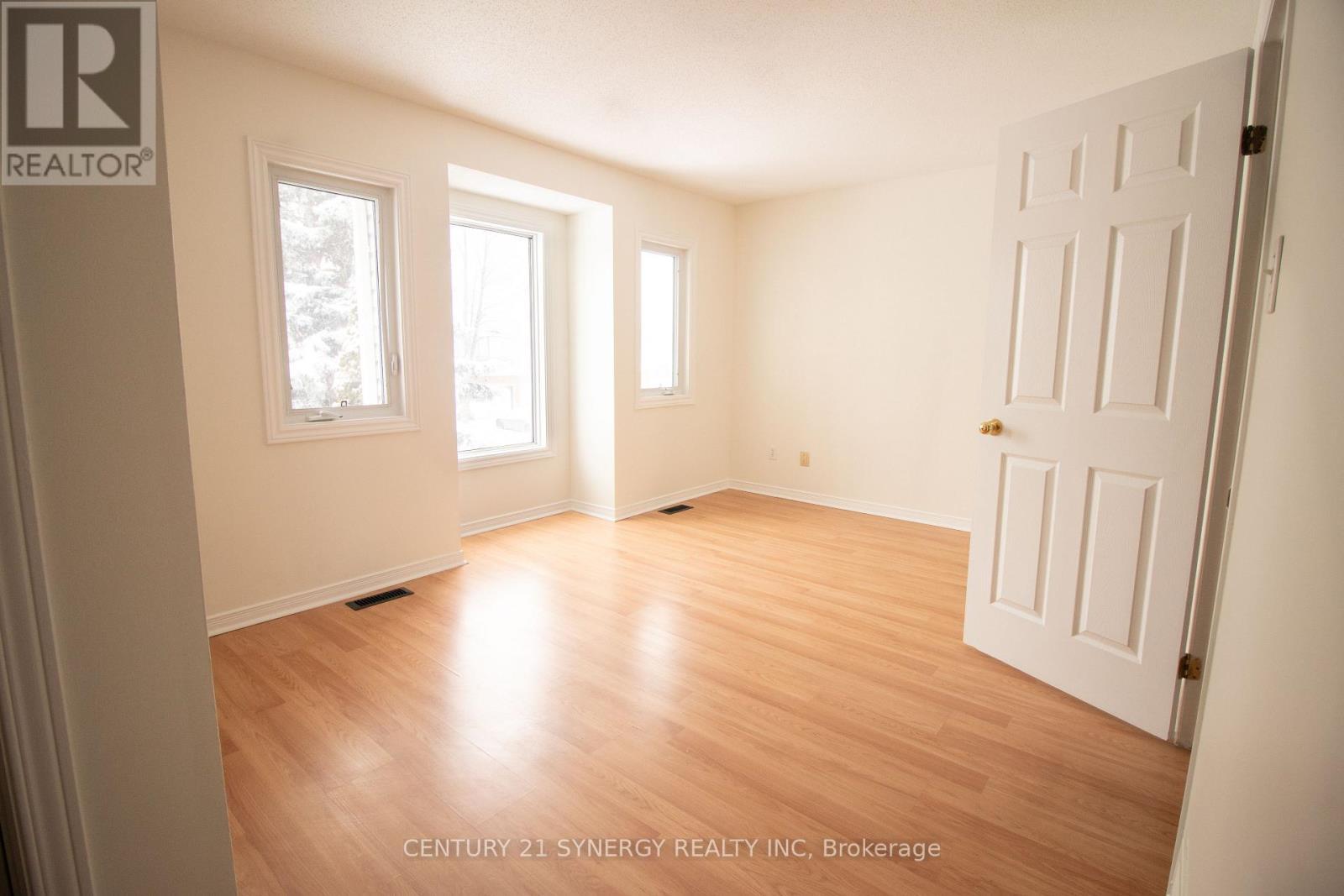 73 Longshire Circle, Ottawa, ON - Indoor Photo Showing Other Room