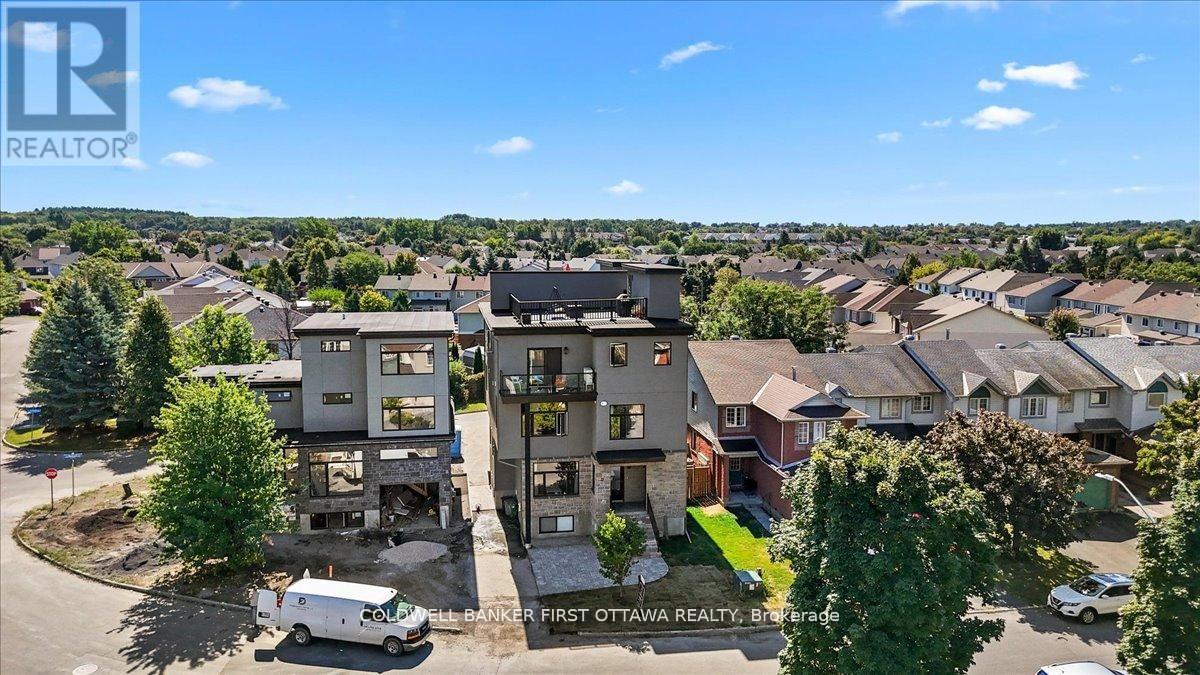 A/B - 22 Inverkip Avenue, Ottawa, ON - Outdoor With View