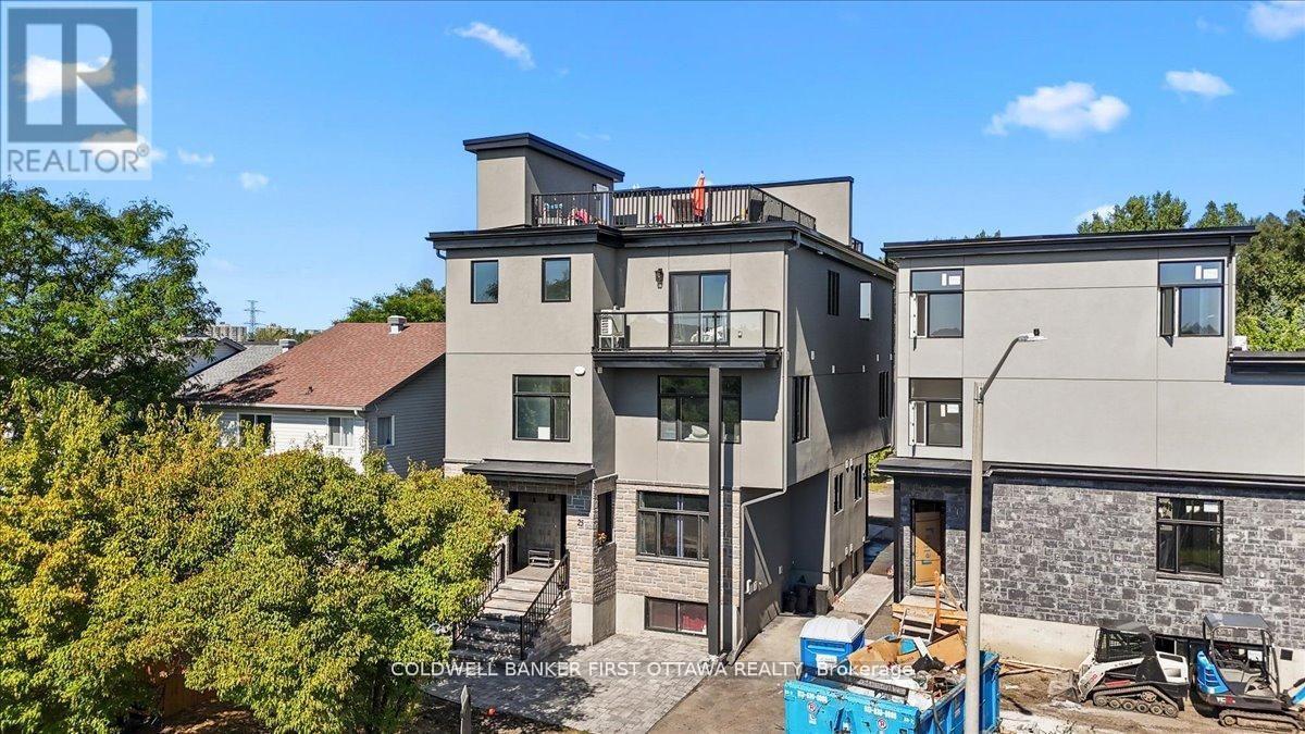 A/B - 22 Inverkip Avenue, Ottawa, ON - Outdoor