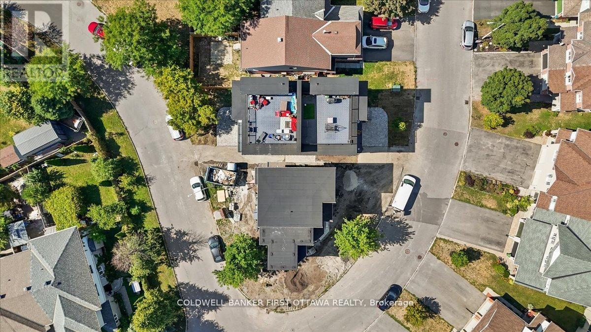 A/B - 22 Inverkip Avenue, Ottawa, ON - Outdoor With View