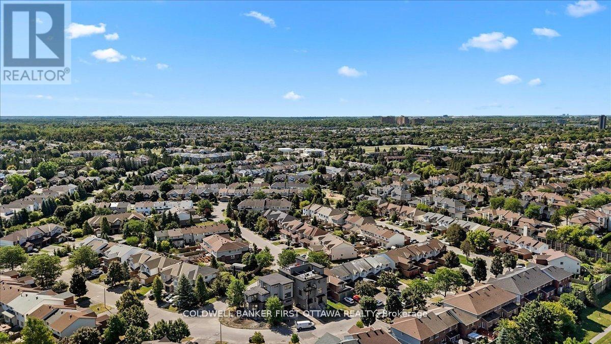 A/B - 22 Inverkip Avenue, Ottawa, ON - Outdoor With View