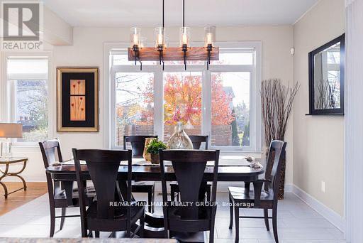 206 Cedarstone Street, Ottawa, ON - Indoor Photo Showing Dining Room